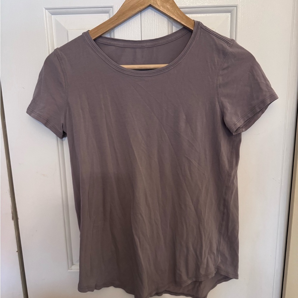 Lululemon Love Crewneck tshirt size 2 light purple